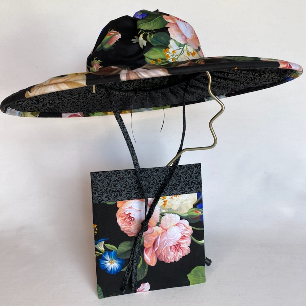 Floral fold-up sun hat