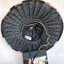 Load image into Gallery viewer, Floral fold-up sun hat